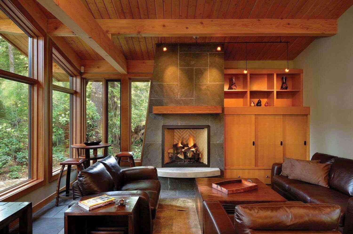West  Coast Style Living Room