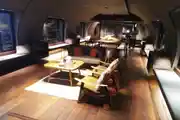 House boat 