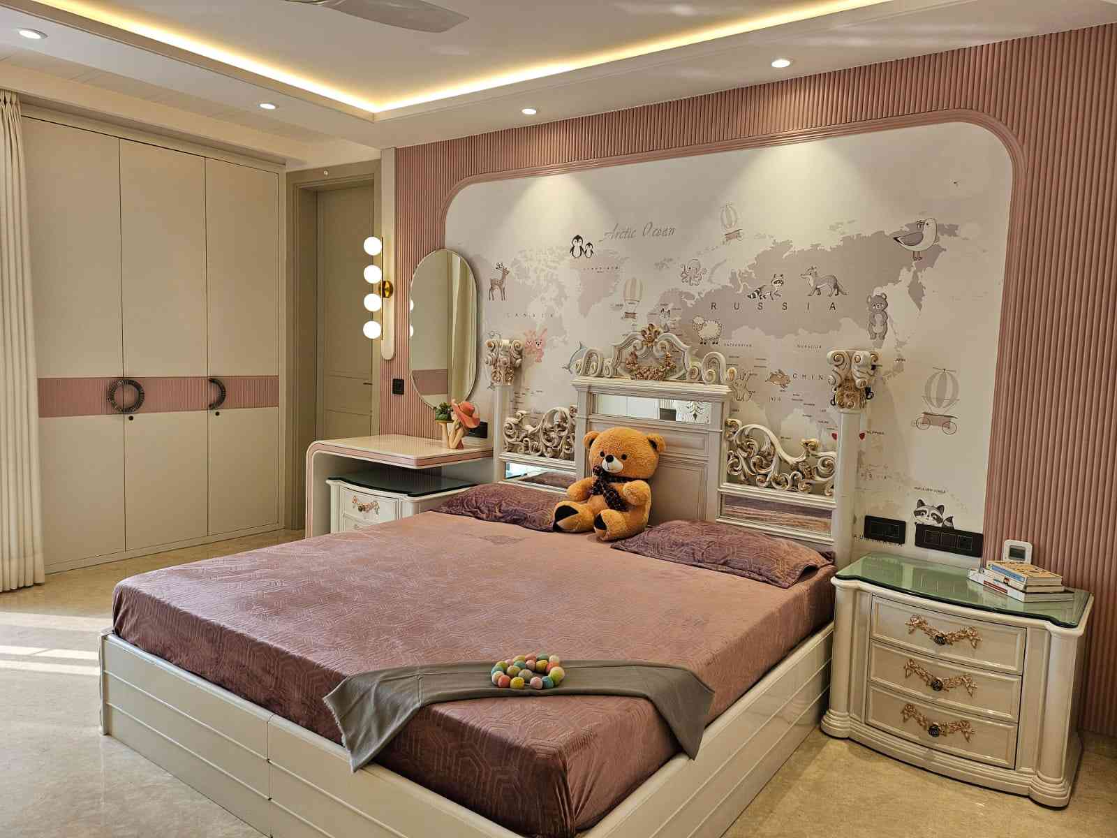 Elegant Kids Bedroom with A Vintage Touch