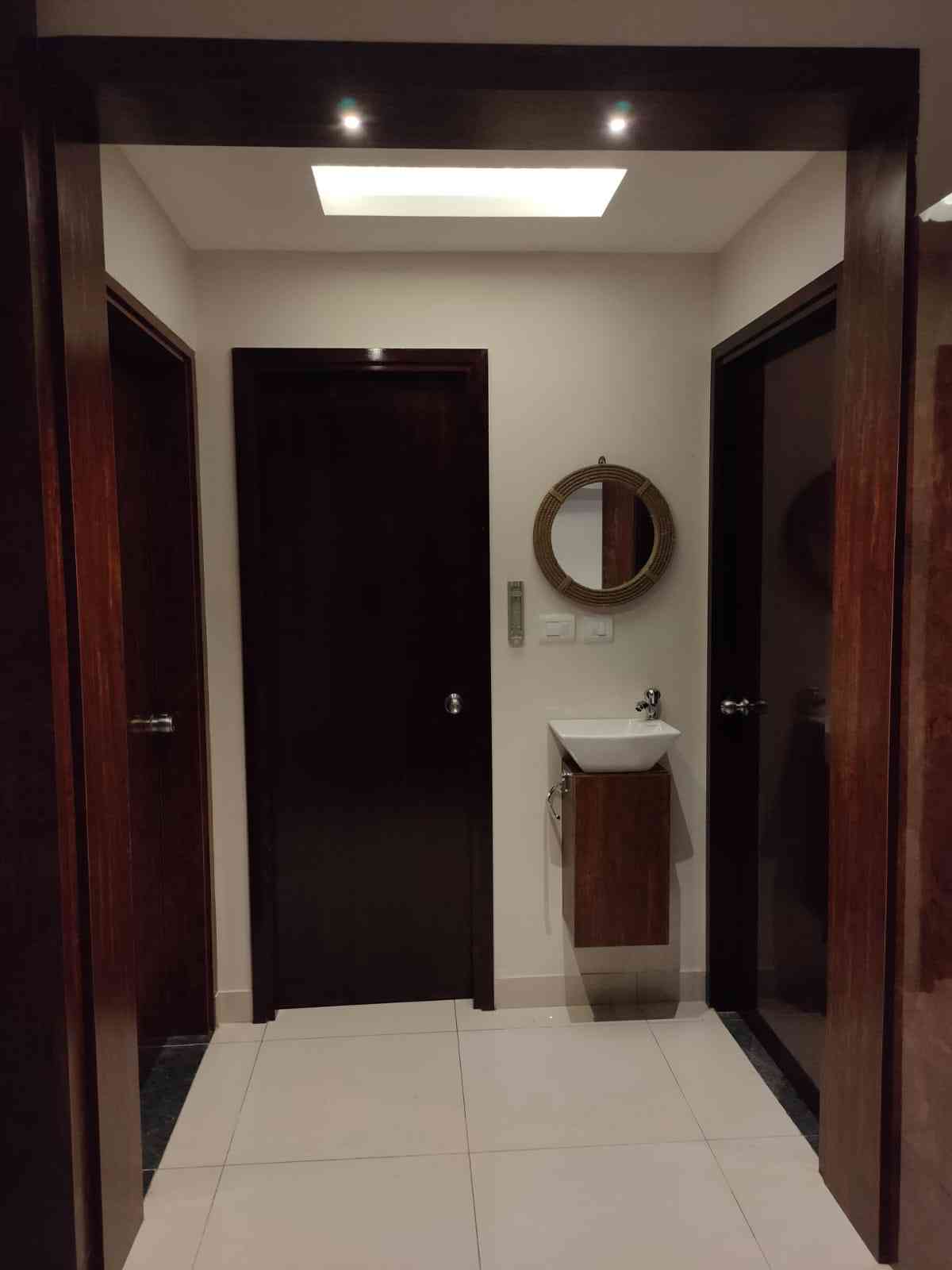 Modern Bathroom Vanity 