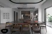 Modern Dining Room Design with Wooden Table